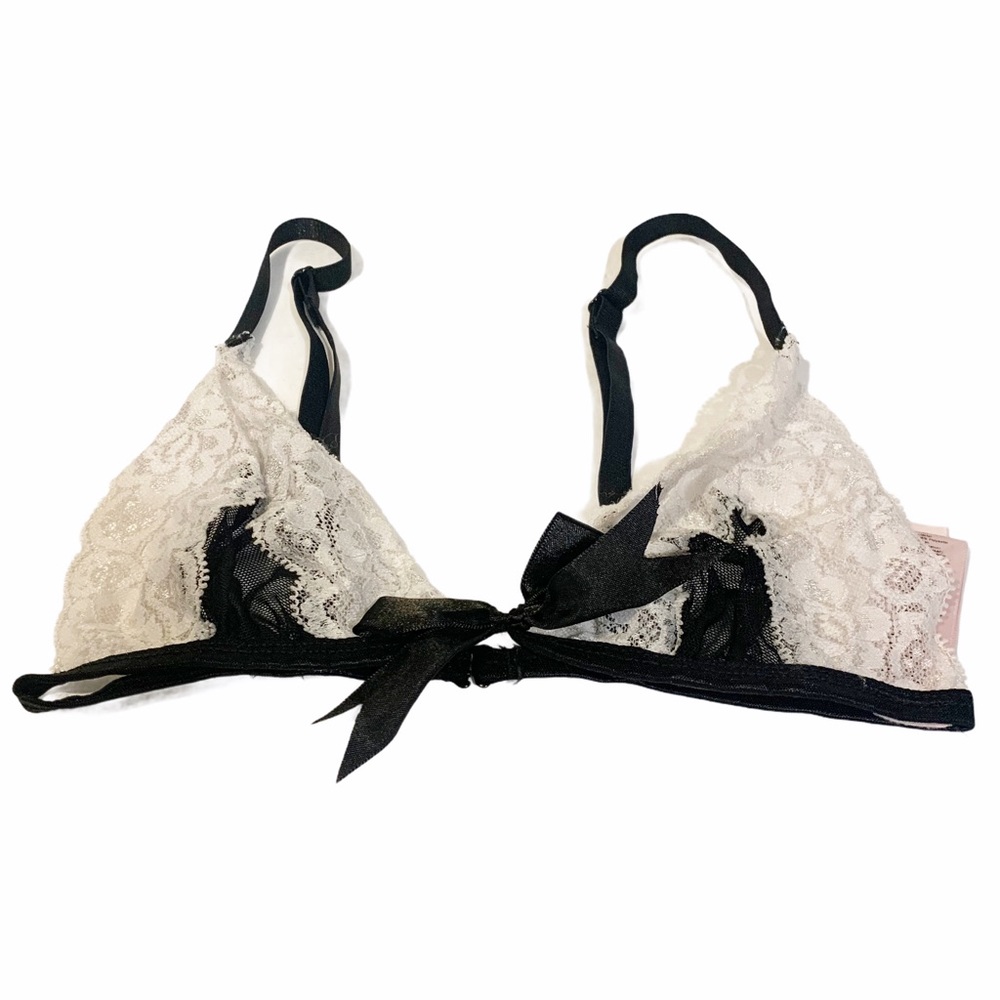 Leg Avenue White Lace Black Trim One Size Bralette